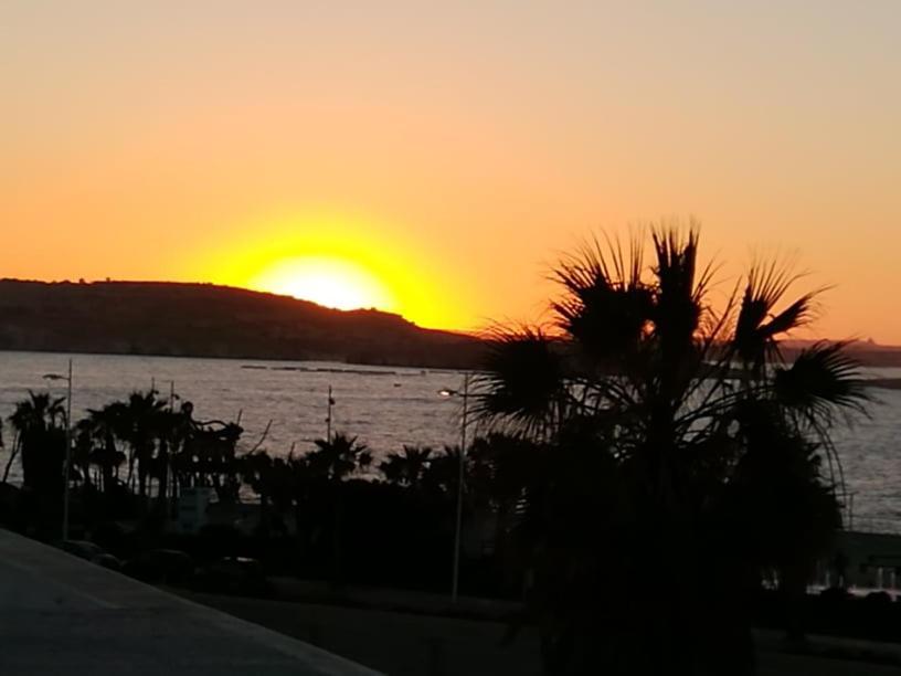 Sunshine Holiday Apartment 8 With Spectacular Seaviews San Pawl il-Baħar Eksteriør billede